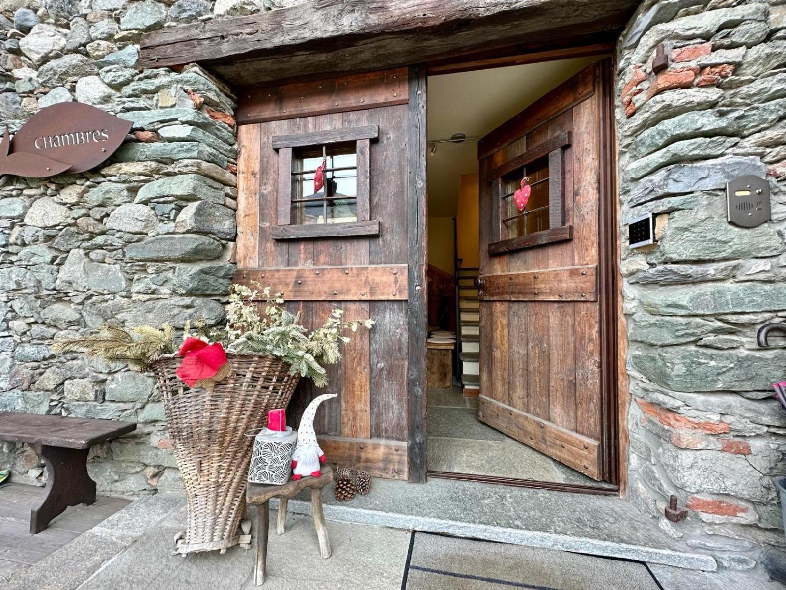 Maison Rosset Agriturismo, Camere, Appartamenti E Spa In Valle D'Aosta นุส ภายนอก รูปภาพ
